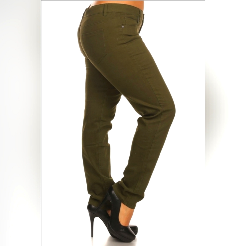 NWT Olive Skinny Jean